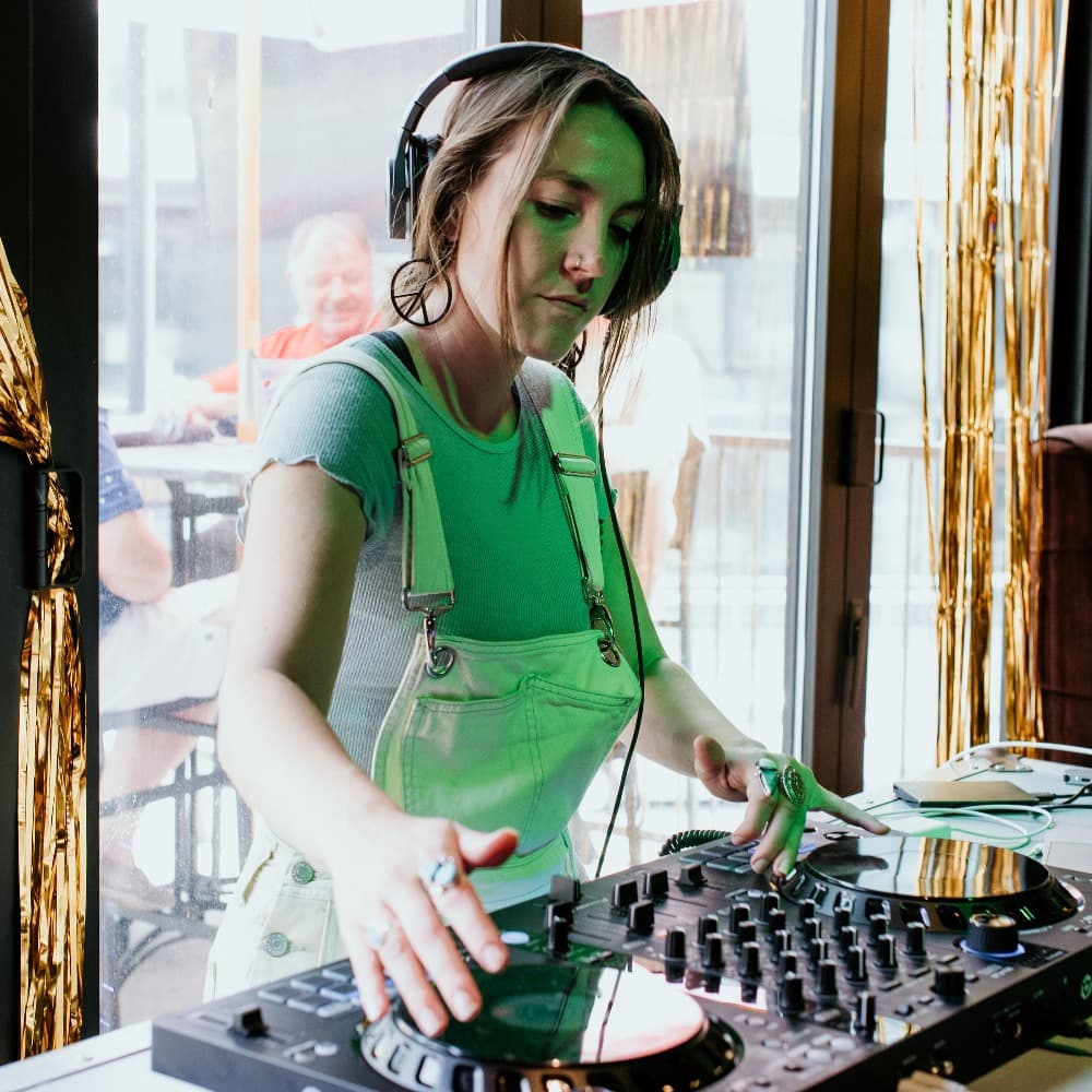 Sereena the DJ Profile Picture