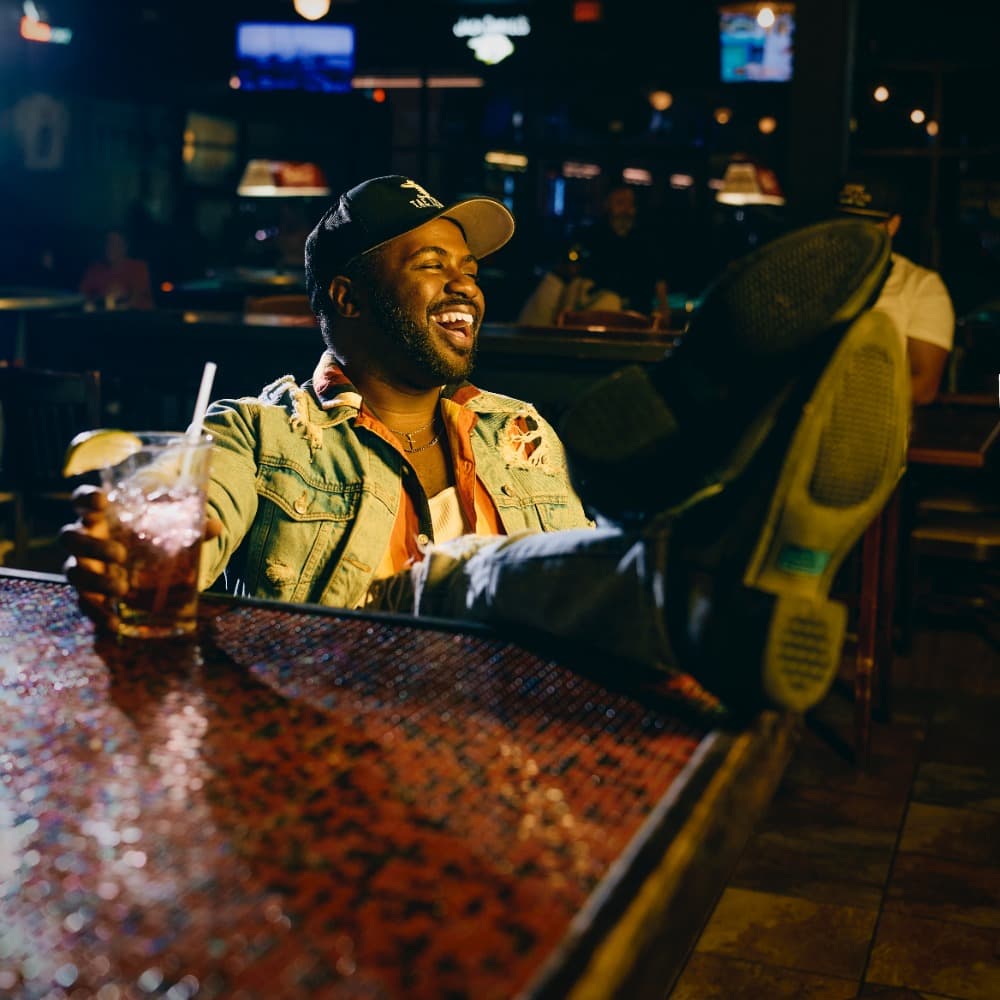 Tae Lewis Image #2