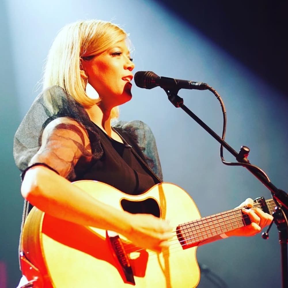 Liz Longley Image #3