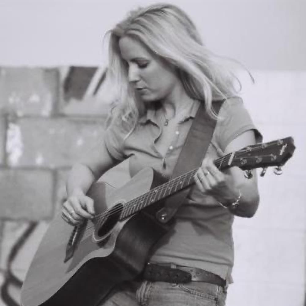 Laura Sawosko Image #3