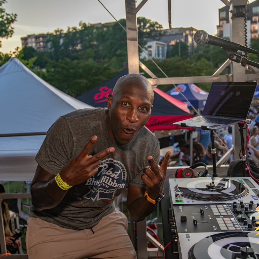 DJ Q-Tip Image #10