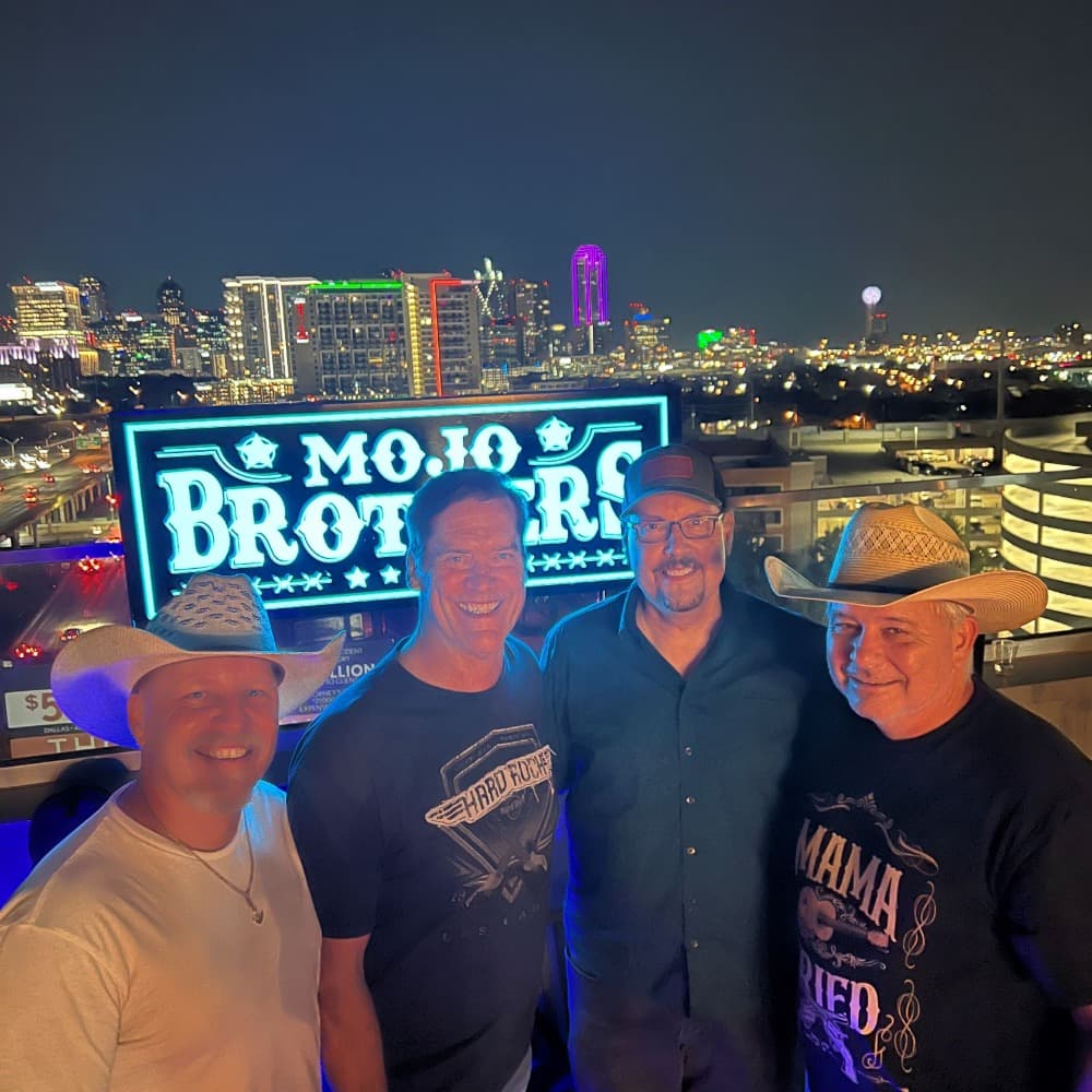 Live Country Band Karaoke by the Mojo Brothers Band Image #0