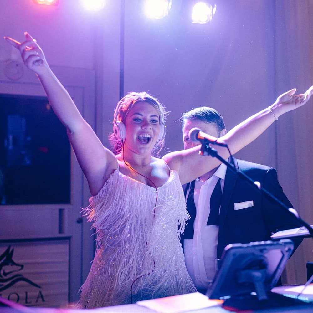 One Night Entertainment Image #3