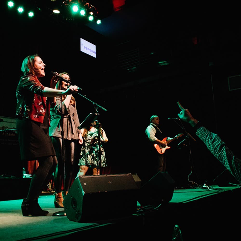 Full Contact Karaoke Band Image #0