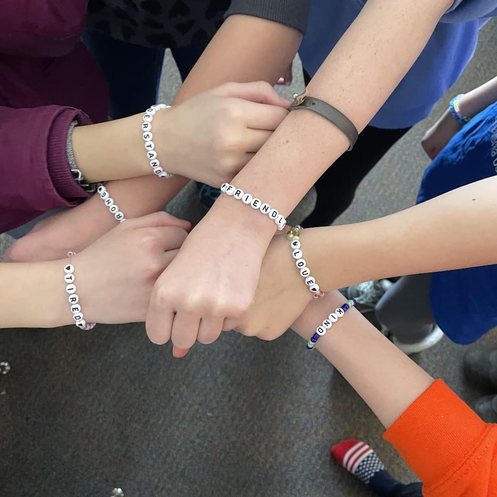 Affirmation / Friendship Bracelet Making Station Image #1