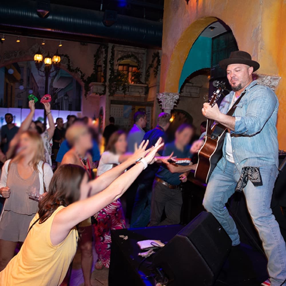 Mark Monaco and the Strayhearts Image #4