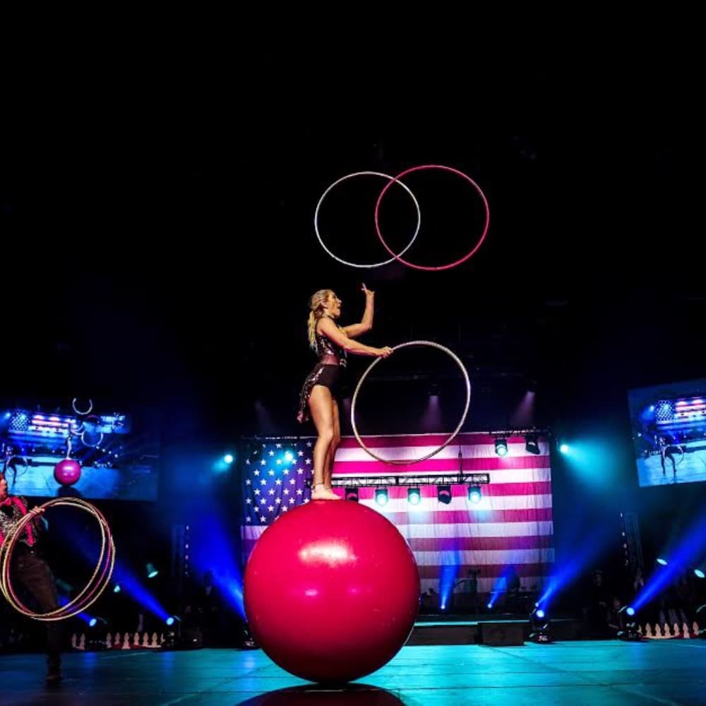 Grace Good Cirque Image #8