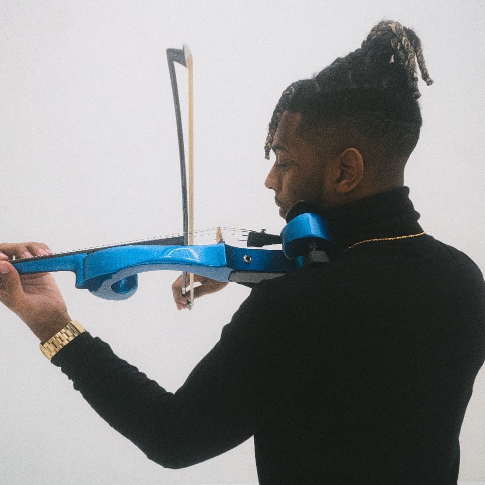 Marion DuBose the Electric Violinist Image #2