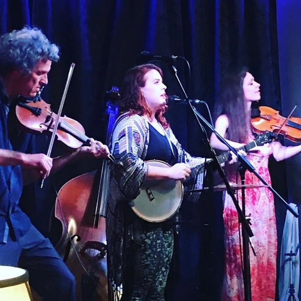 Ashleigh Caudill & Pickin Party Image #2