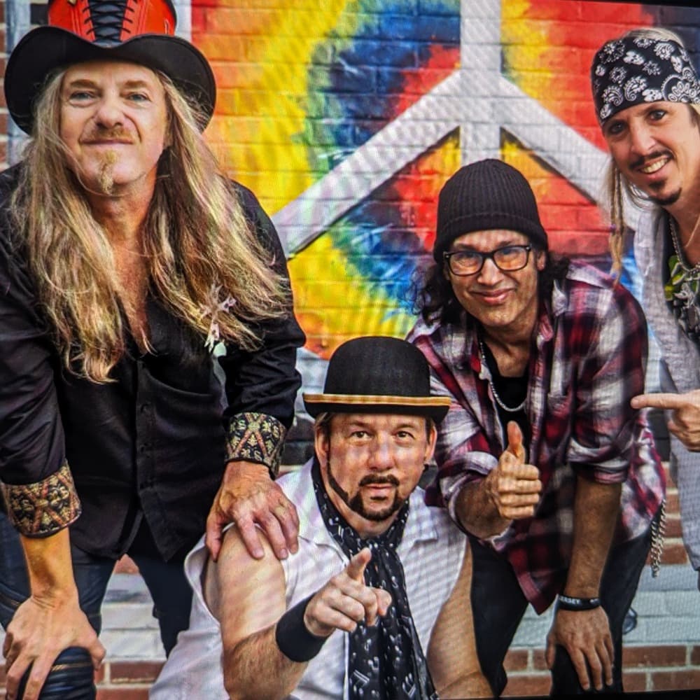 Shot of Poison Image #1