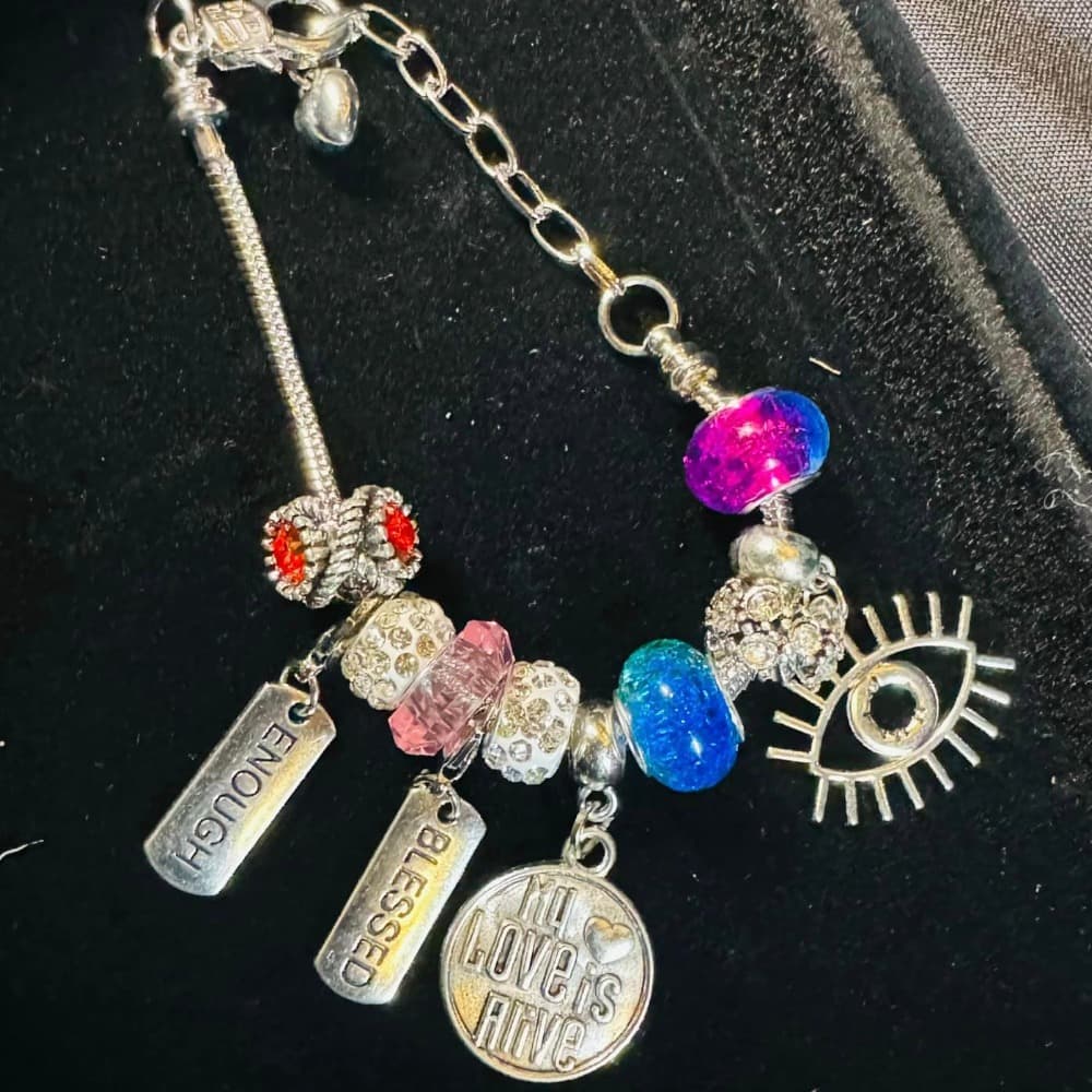 Spa In Your Space Mobile Spa, Inc. - Adorn & Empower: A Jewelry-Making Experience Image #0