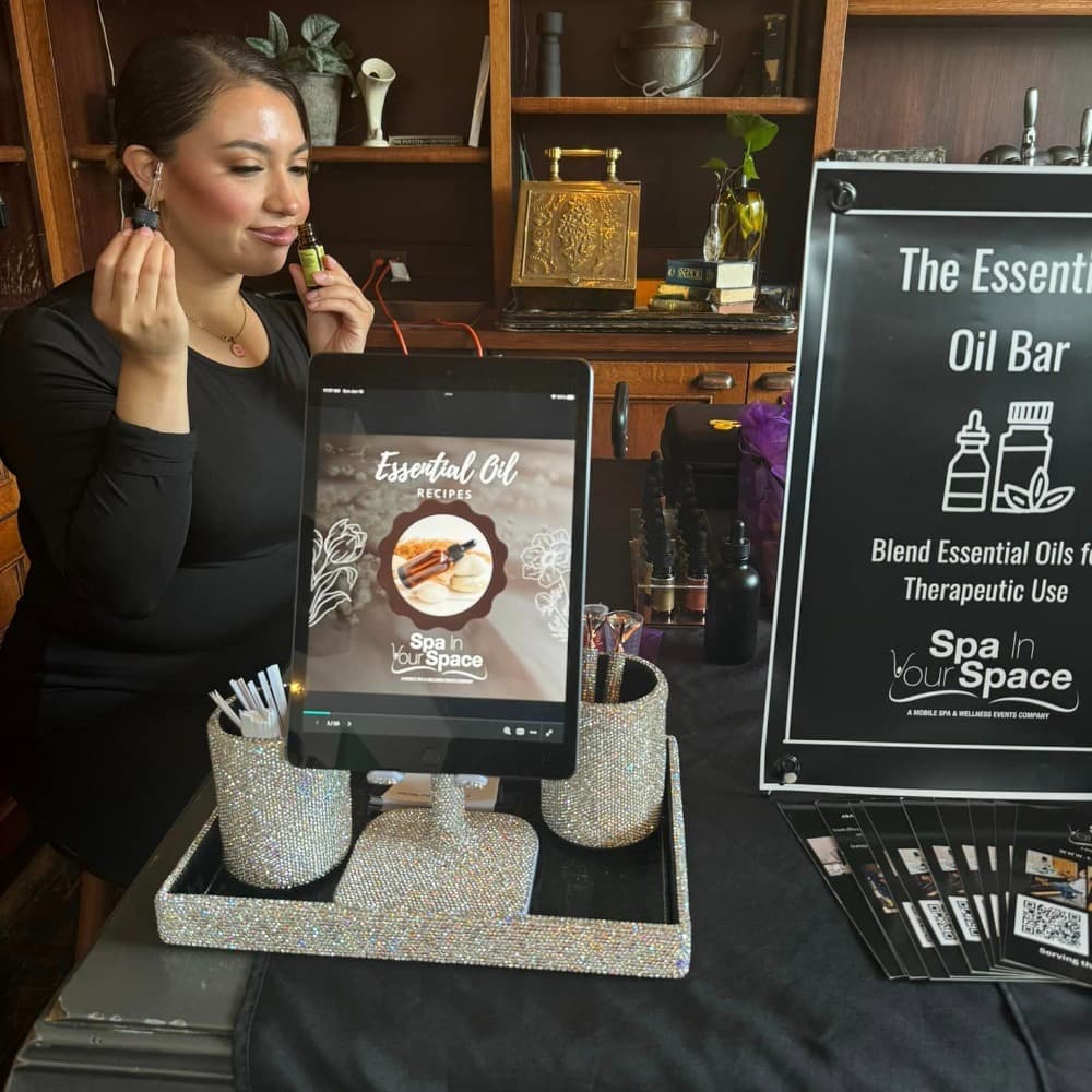 Spa In Your Space Mobile Spa, Inc. - Essential Oil Bar & Beard Oil Station Profile Picture