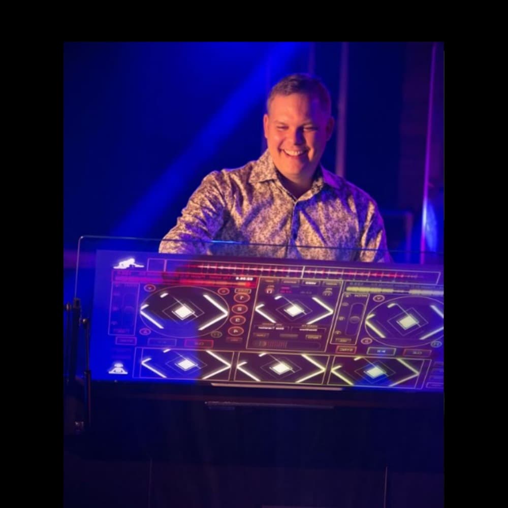 Touchscreen DJ Profile Picture