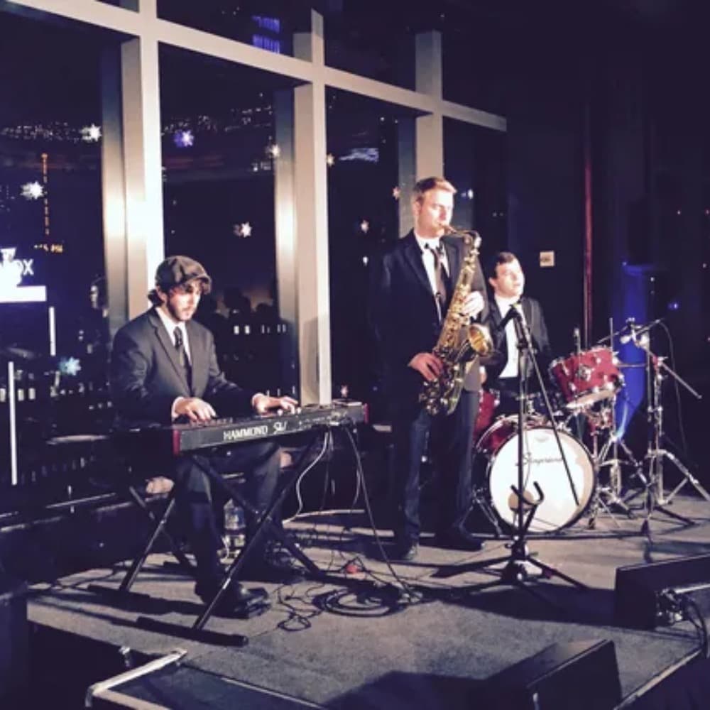Taylor Field - Sax and Singer Image #1