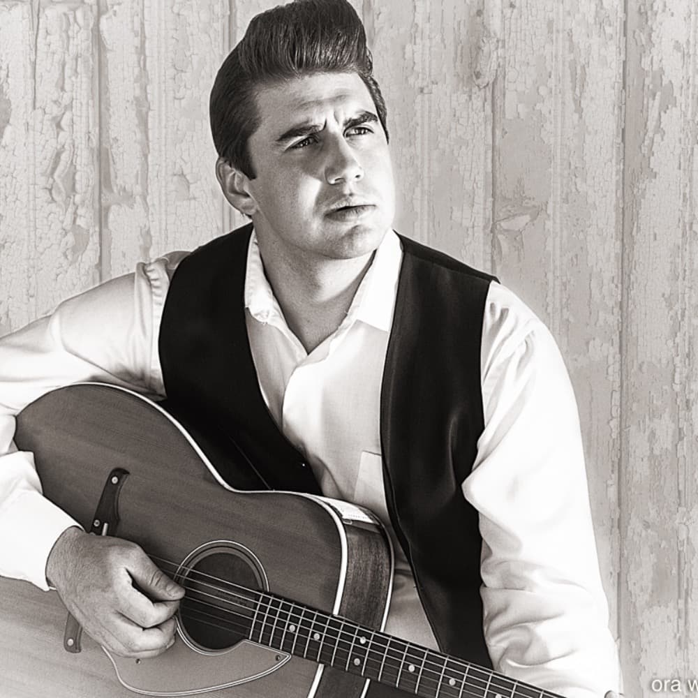 Johnny Cash Impersonator Image #4