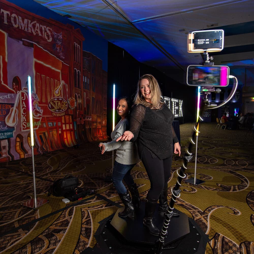 Music City Booth Buzz Image #0