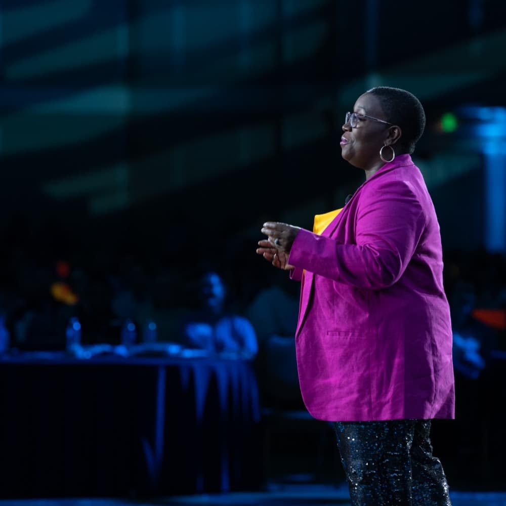 Domonique Townsend | Award Winning Keynote Speaker Image #1