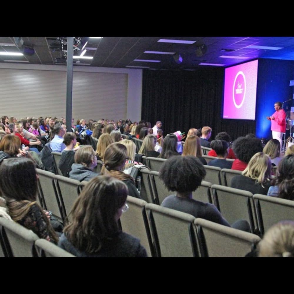 Domonique Townsend | Award Winning Keynote Speaker Image #4