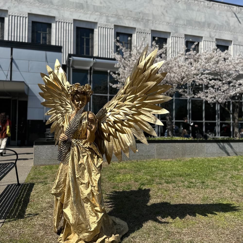 Living Statues Image #0