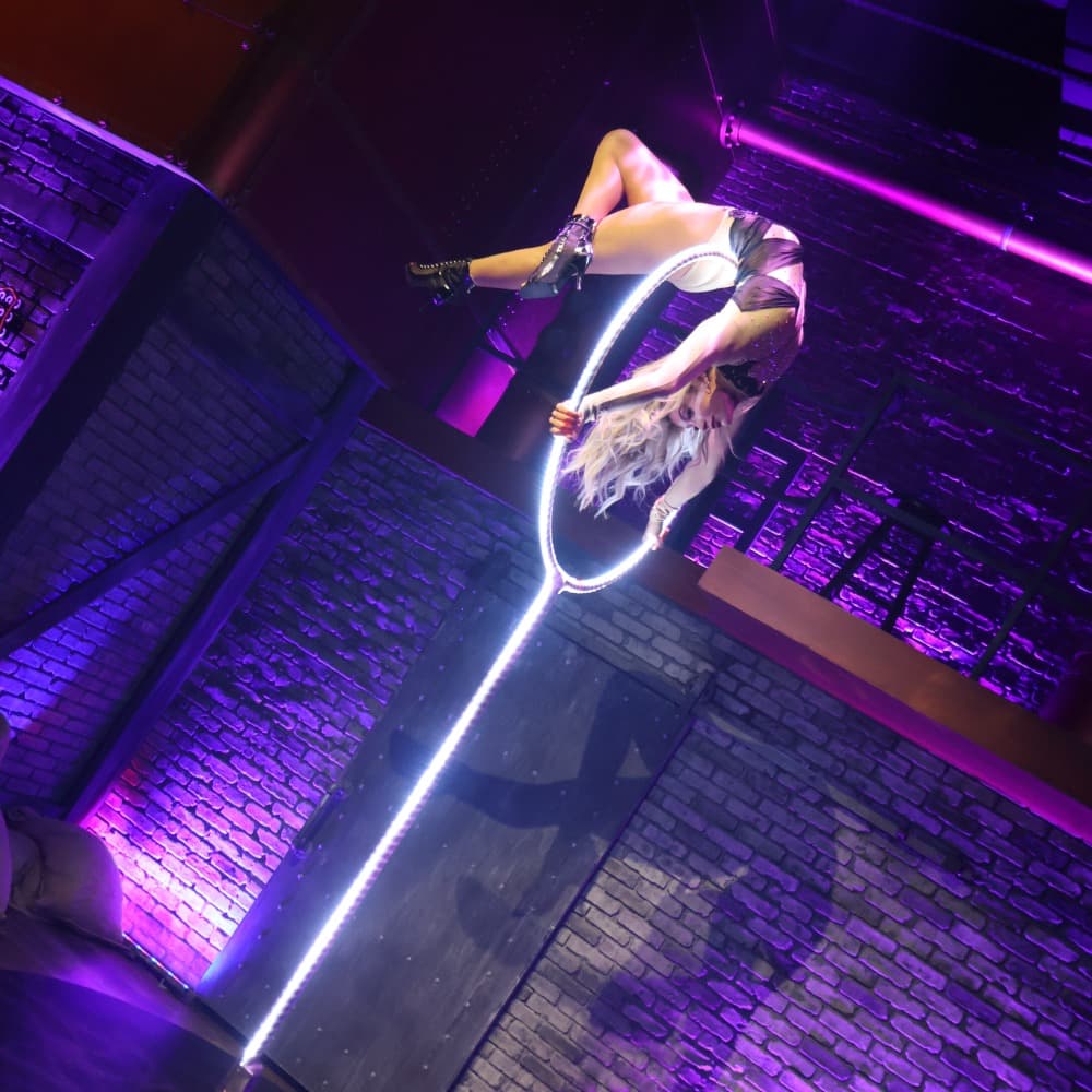 LED Lollipop Aerialist Image #2