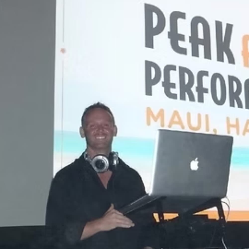 Maui DJ photo 2