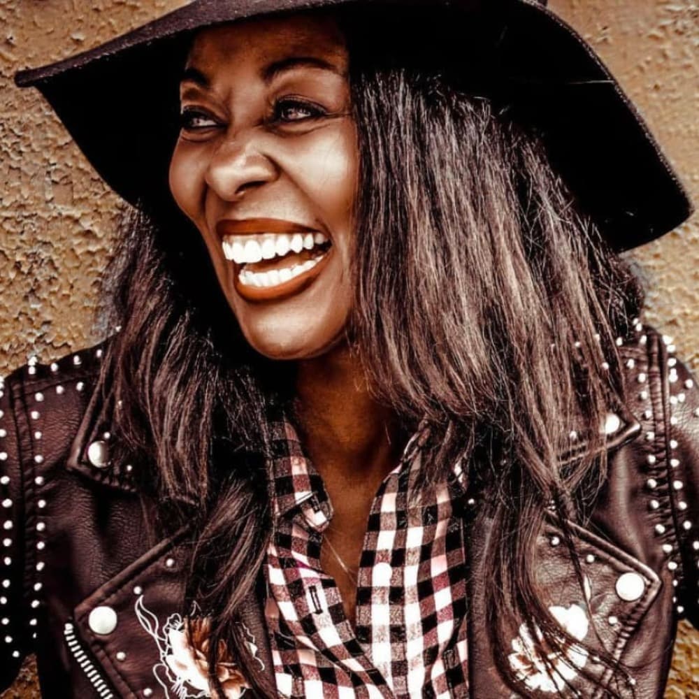 Brei Carter Image #0