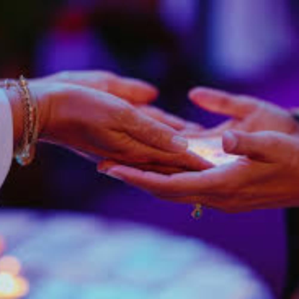 Palm Readers Image #2