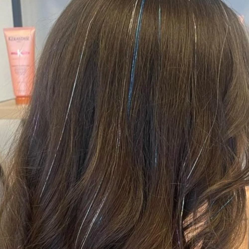 Hair Tinsel Station Image #2