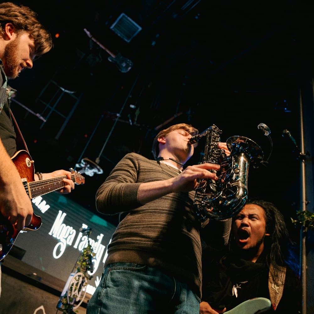 Moga Family Band Image #0