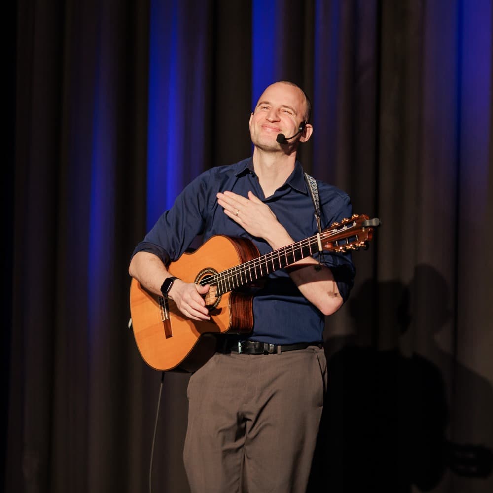 Jim Perona - Keynote Concert Speaker Image #0