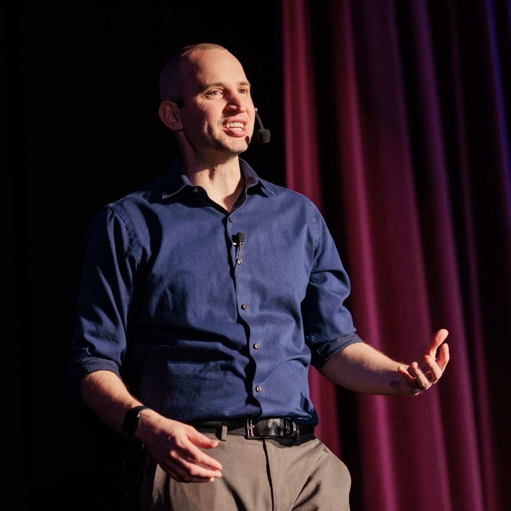 Jim Perona - Keynote Concert Speaker Image #1