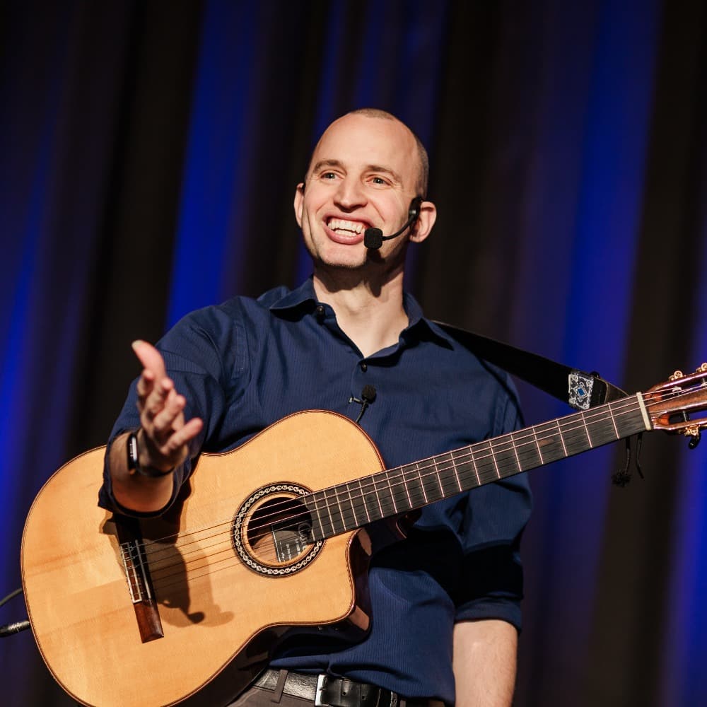 Jim Perona - Keynote Concert Speaker Image #3