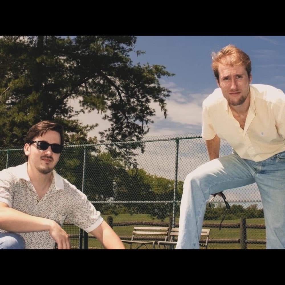 ROM COM Image #1