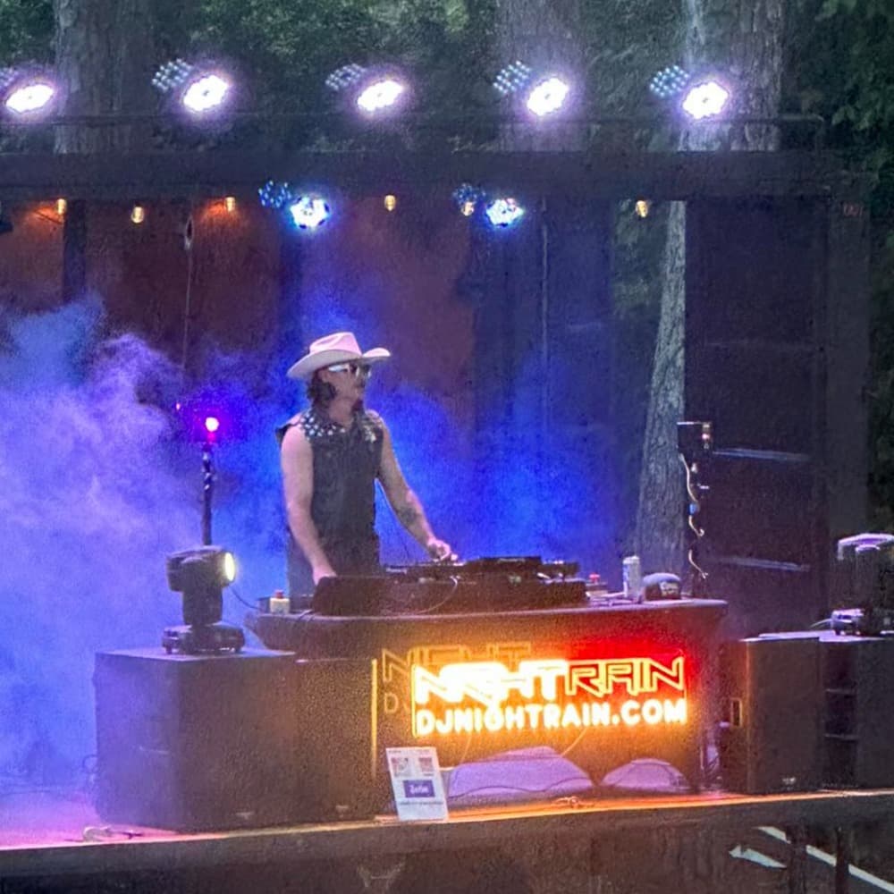 DJ Mickey NightRain Image #4