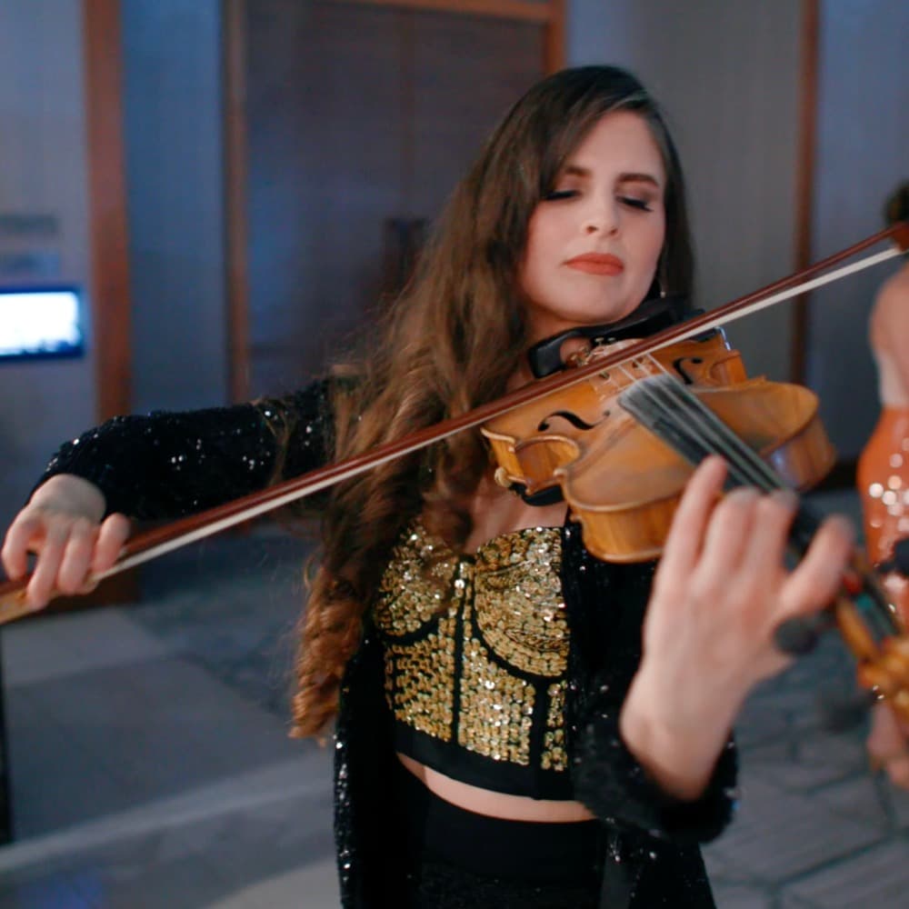Social Strings Image #1
