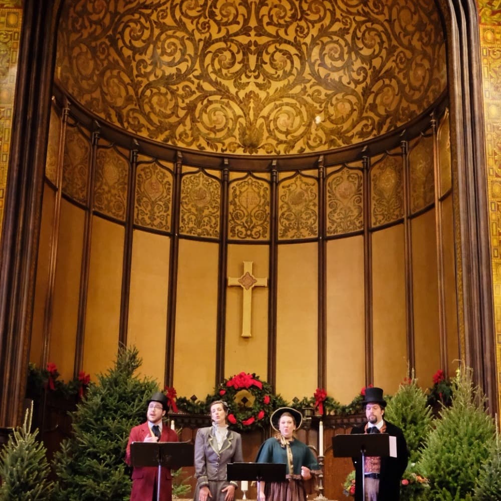 The American Caroling Company's Christmas Carolers Image #0