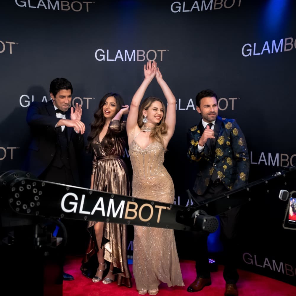 Glambot Image #3