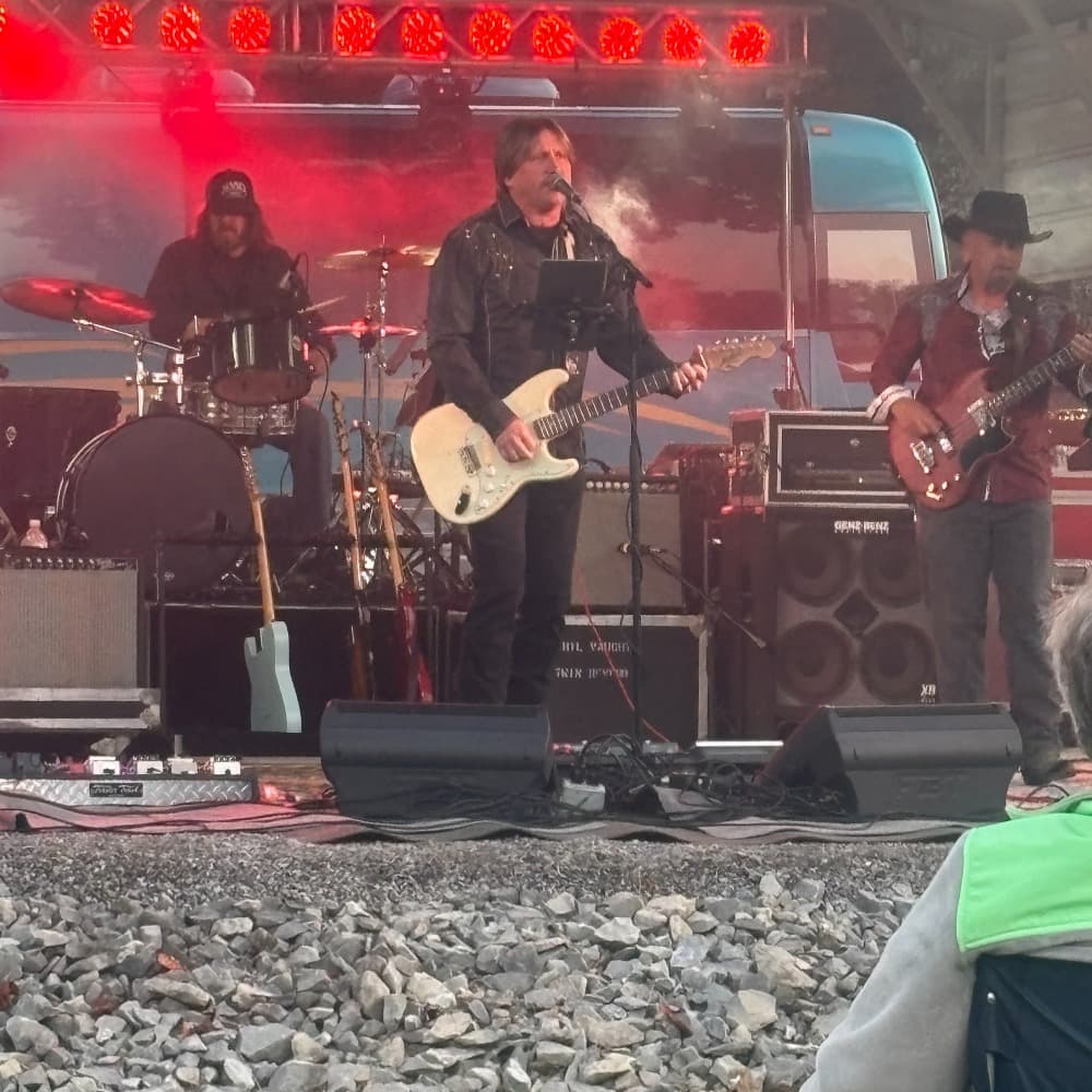 Phil Vaught Music Image #5