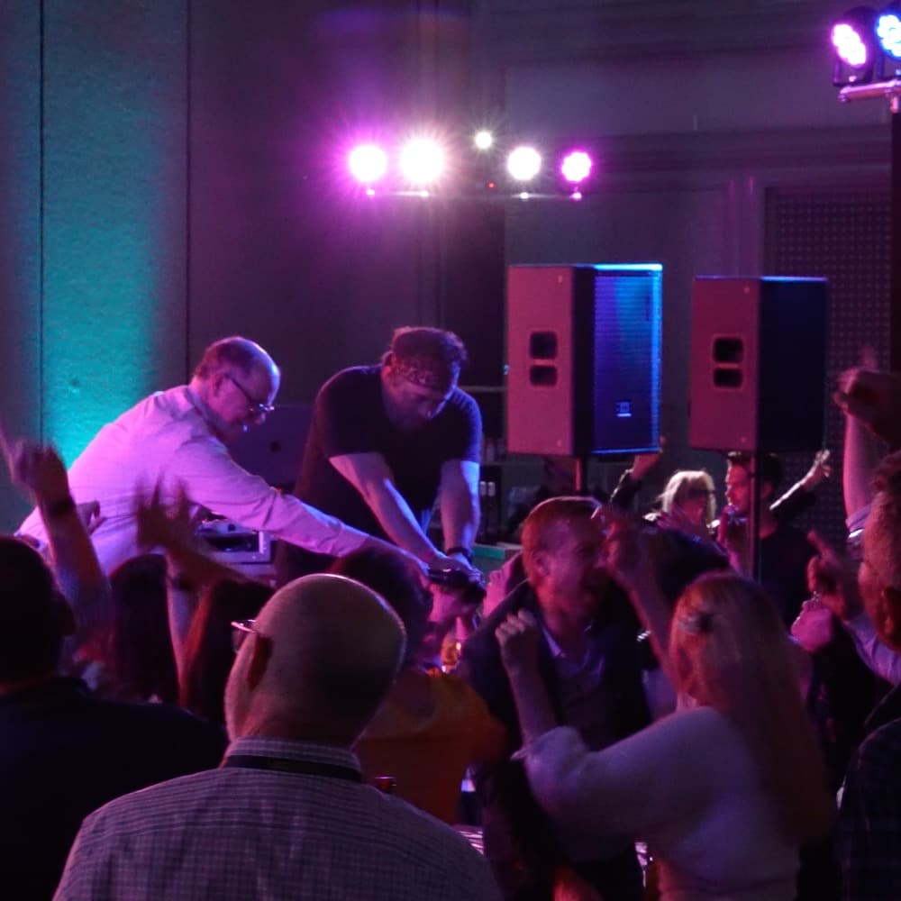 Center Stage Karaoke Image #2
