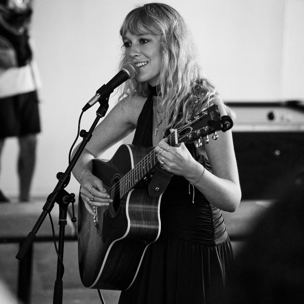 Rachel Ruzumna Image #2