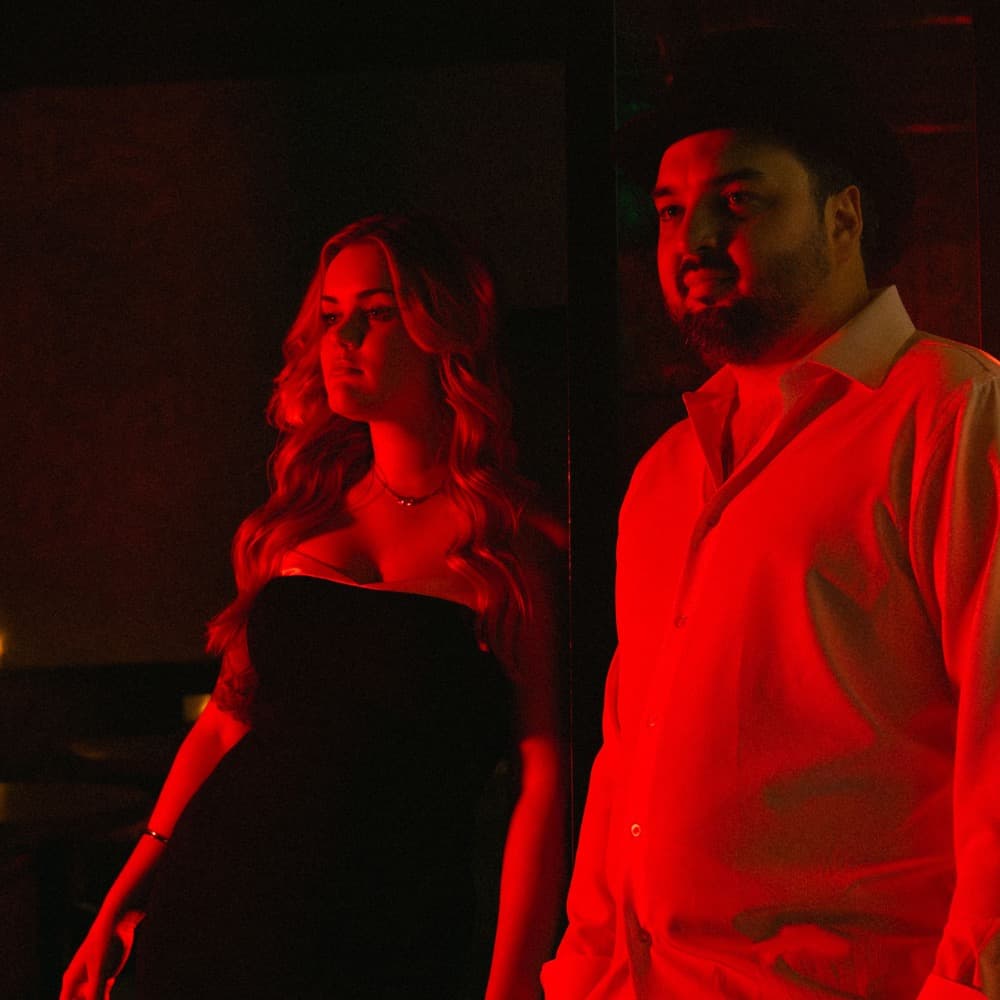 The Velvet Strings Image #1