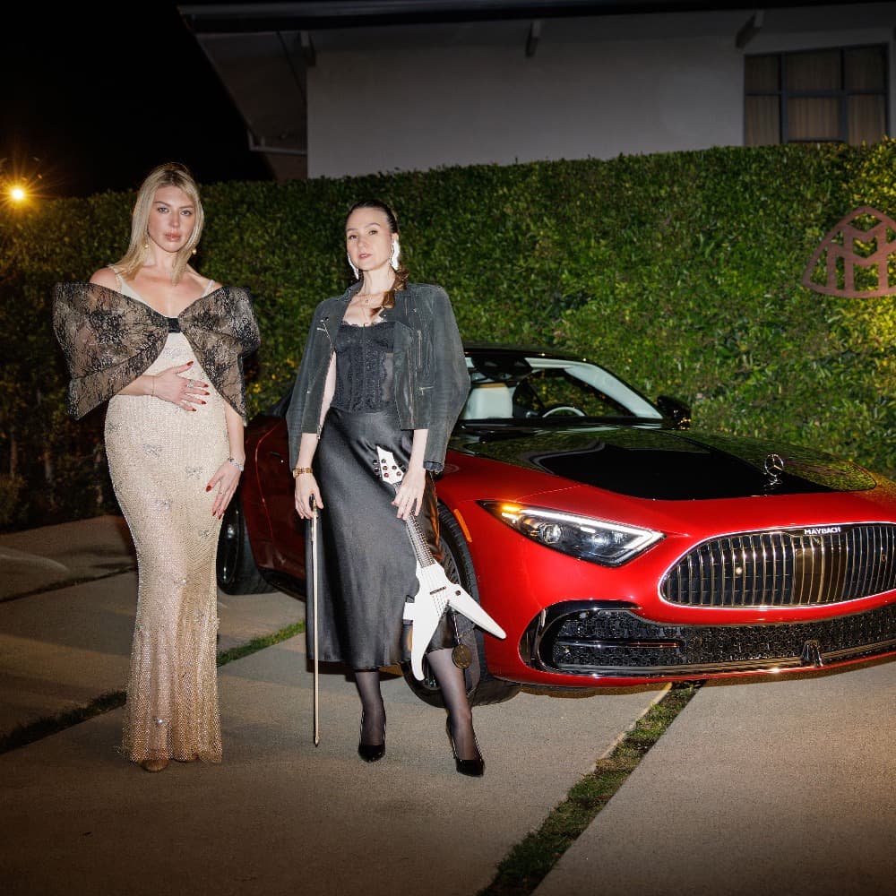 POLINA & Alfiya Glow Image #3