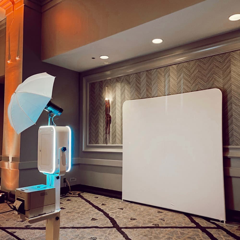 Snapshot Remix Photo Booth Image #2