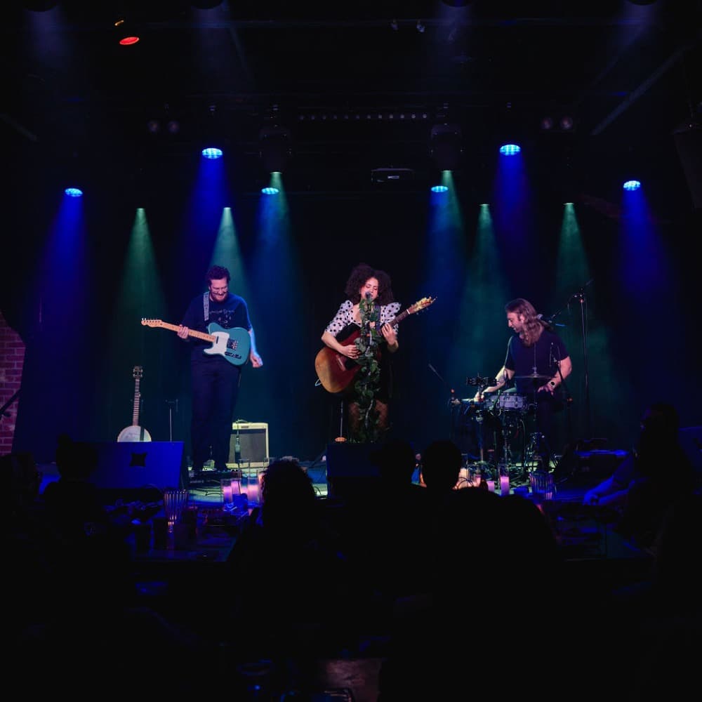 Julie Williams Image #5