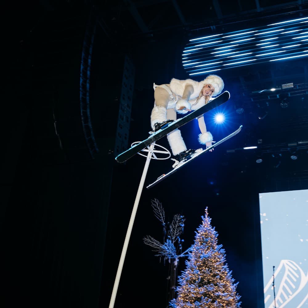 Sway Pole Performers Image #2