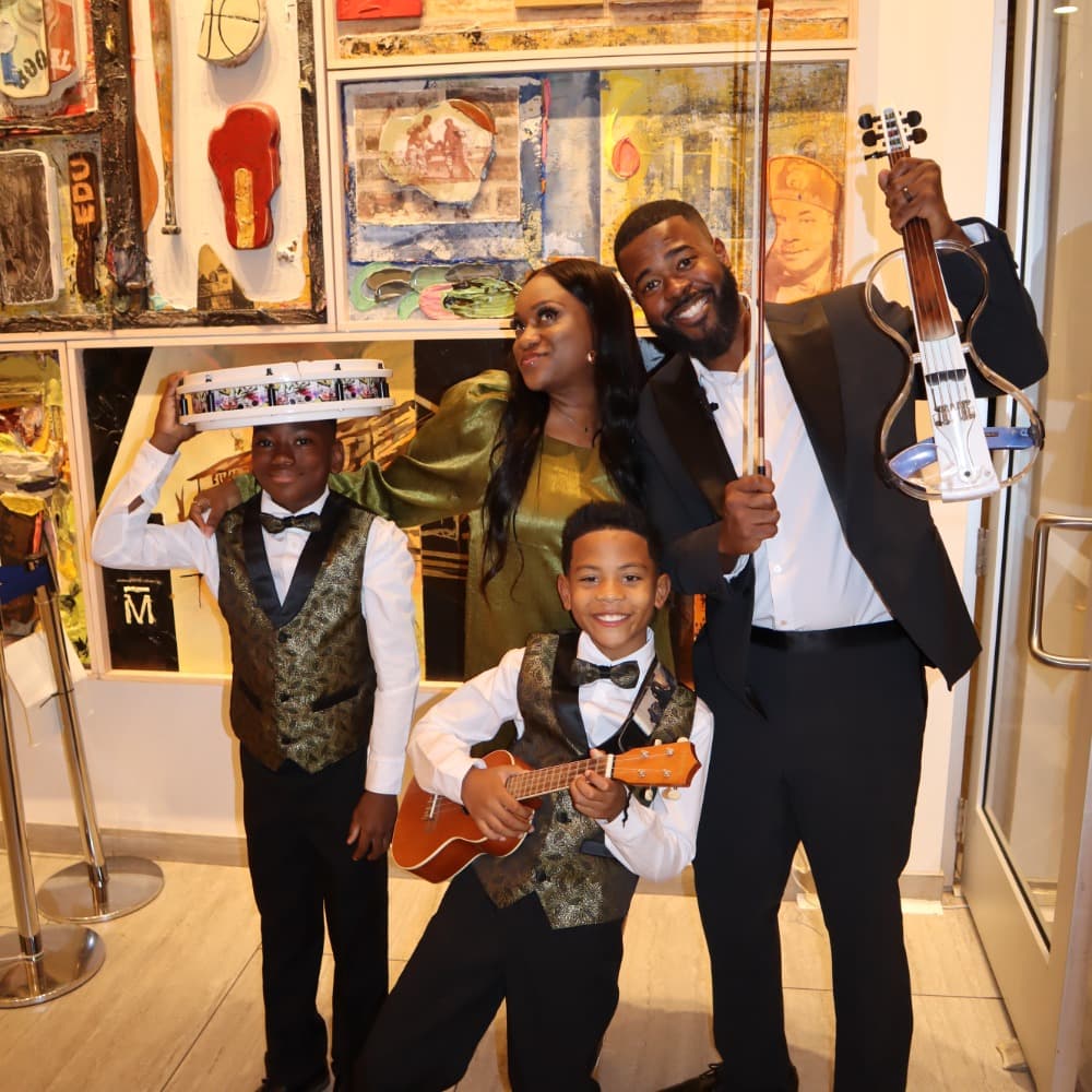 LaRon Hearst Image #2