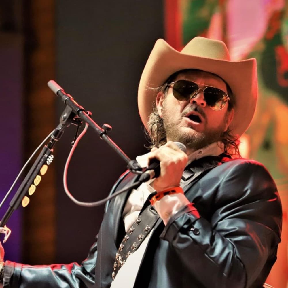 Local Yoakam Image #3