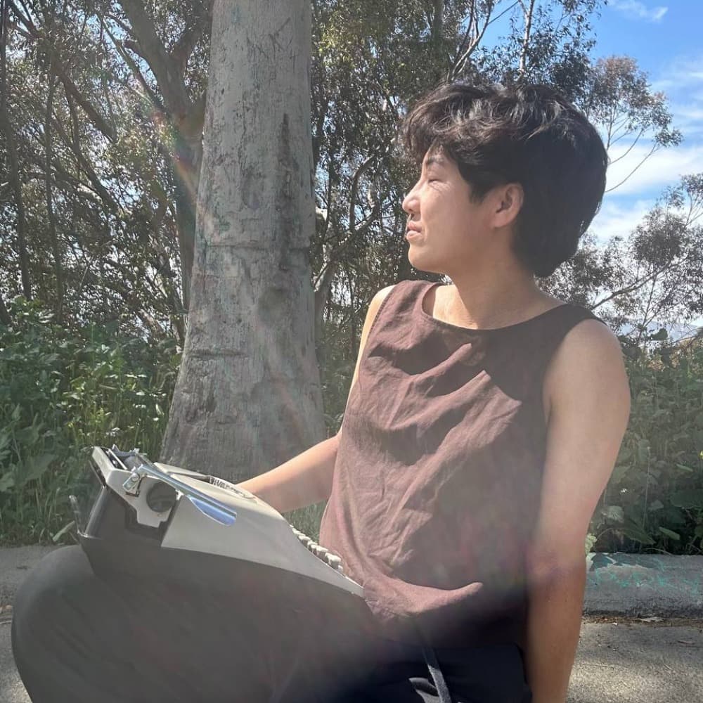 Jeanelle Fu - Typewriter Poet