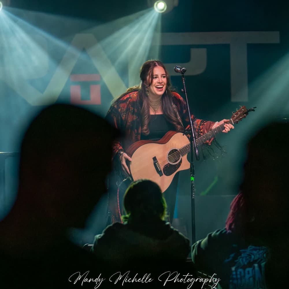 Alyssa Mongiovi Image #1