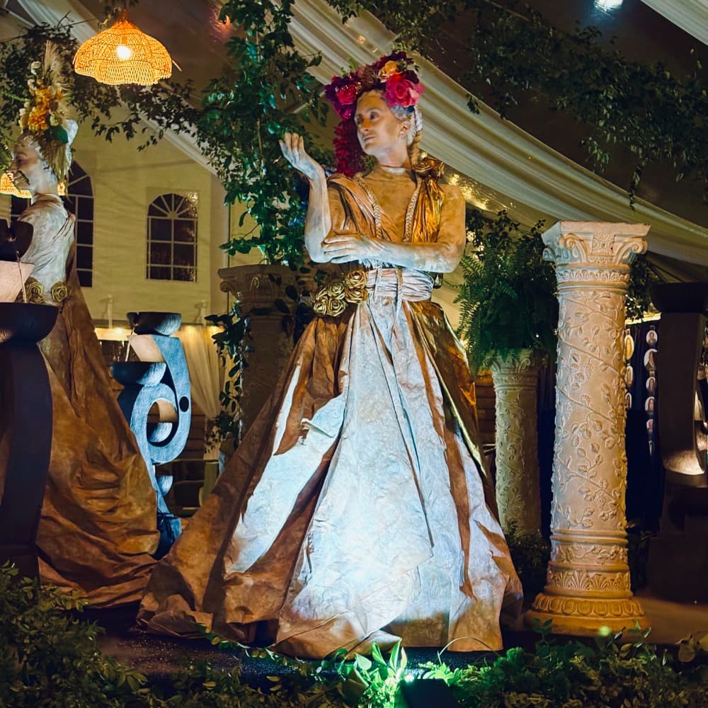 Living Statue & Living Canvas Image #1